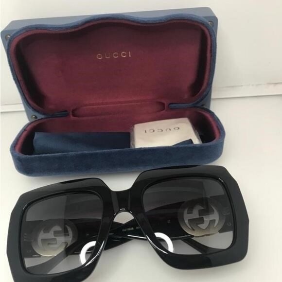 New - 💯- GUCCI GG1022 006 54 23 Oversize Black Sunglasses - Picture 8 of 10